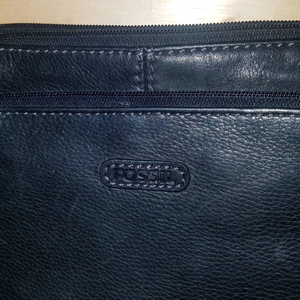 Vintage fossil purse